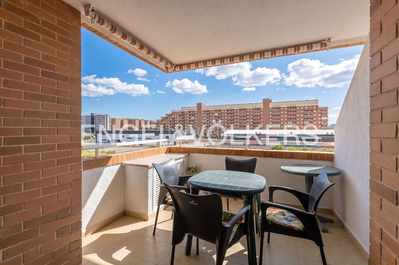 Foto e1e484f7-f534-4e22-aebe-1ded73c5da45. Pis amb calefacció aparcament piscina a Playa Coral - Torremar Oropesa del Mar