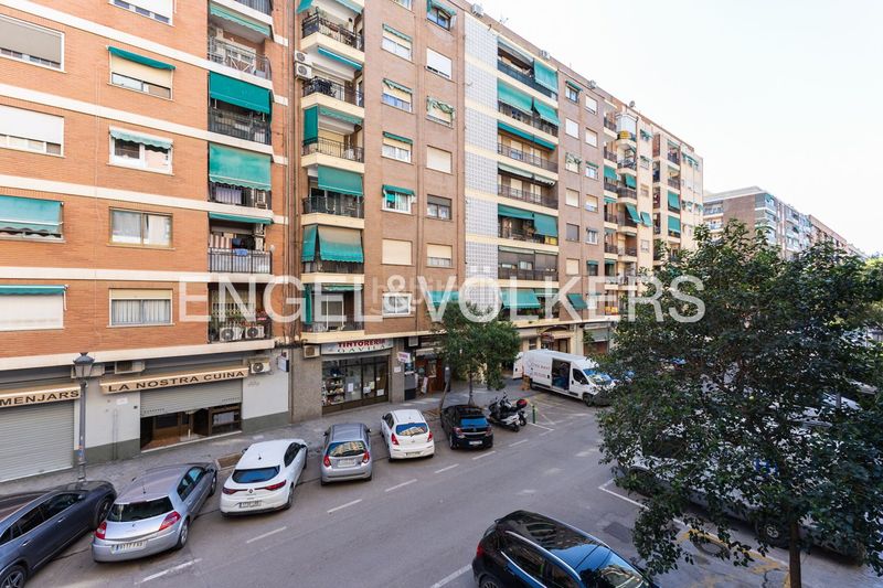 Foto 9292a6a4-d2ab-431b-bdd1-bb156a2e4eab. Pis amb calefacció a Malilla Valencia