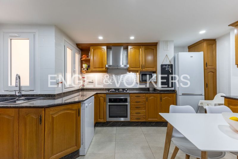 Foto b2ffdc09-a7da-494c-9e82-639a427e4ed6. Pis amb calefacció a Malilla Valencia