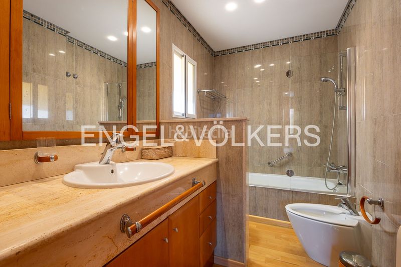 Foto 45f23421-1a98-44ea-9780-906c65933529. Casa amb calefacció aparcament piscina a Les Bassetes - El Marjal Dénia