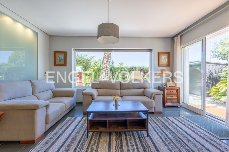 Foto b4aed46a-8d5b-4f01-aa5d-d81db9b623be. Casa amb calefacció aparcament piscina a Les Bassetes - El Marjal Dénia
