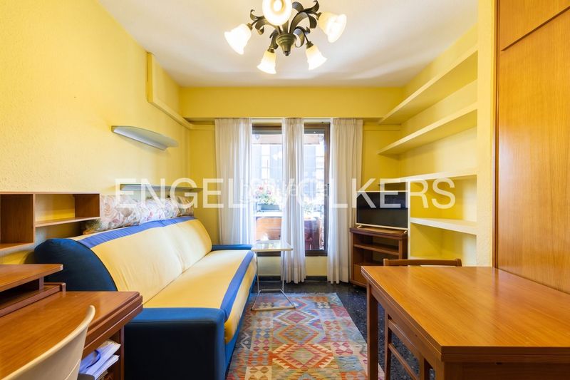 Piso acogedora vivienda junto al edificio europa en Valencia - Imagen 22