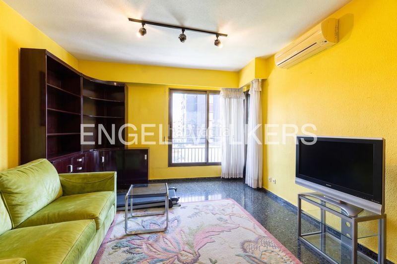 Piso acogedora vivienda junto al edificio europa en Valencia - Imagen 5