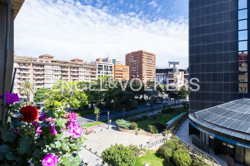 Piso acogedora vivienda junto al edificio europa en Valencia - Imagen 6