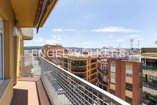 Location Appartement à Carcaixent. Amplio piso con parking en carcaixent
