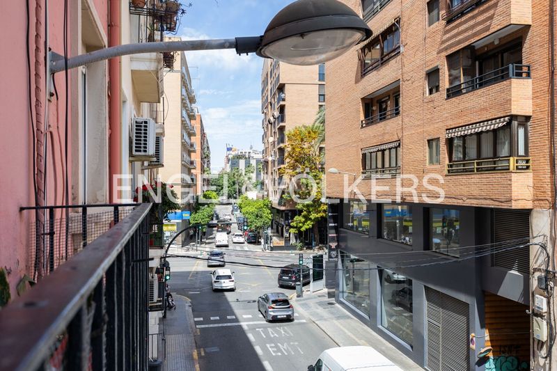 Piso acogedora vivienda con inquilino en islas canarias en Valencia - Imagen 18