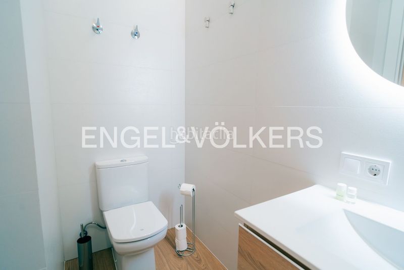 Foto 315b4ad4-c381-4ed7-a8f6-21ba5a1bd98b. Apartament amb calefacció a Barrio Benicalap Valencia