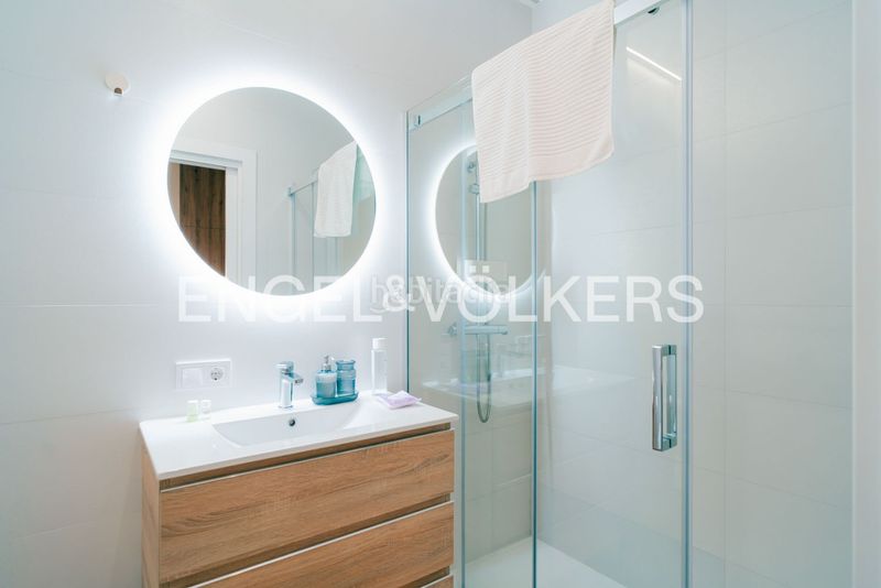 Foto 4b15f76a-f35b-43e6-8b3c-cbb9b8e4c0da. Apartament amb calefacció a Barrio Benicalap Valencia