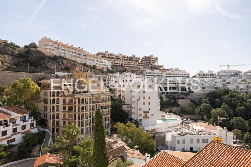 Foto 1ee1e172-7037-4fc8-80b8-fb347bda707f. Lloguer àtic amb calefacció aparcament piscina a Cullera