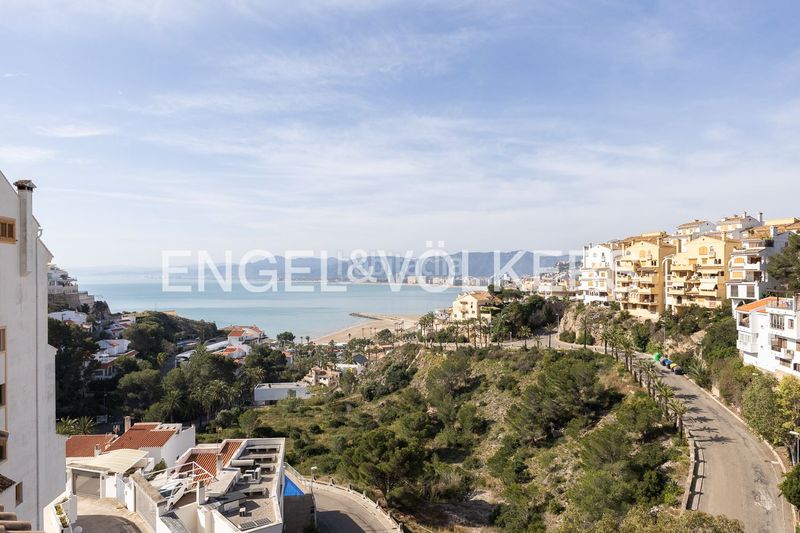 Foto 454d83de-055f-4a4e-99ab-89fd3b669973. Lloguer àtic amb calefacció aparcament piscina a Cullera