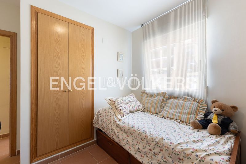 Foto 4d471295-5502-4829-b20e-fa7661faac52. Casa amb calefacció aparcament piscina a Casco Urbano Náquera