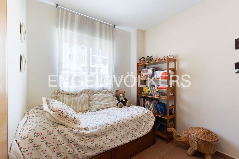 Foto bc4e74b9-e269-4c35-8bb6-3102a1f24292. Casa amb calefacció aparcament piscina a Casco Urbano Náquera