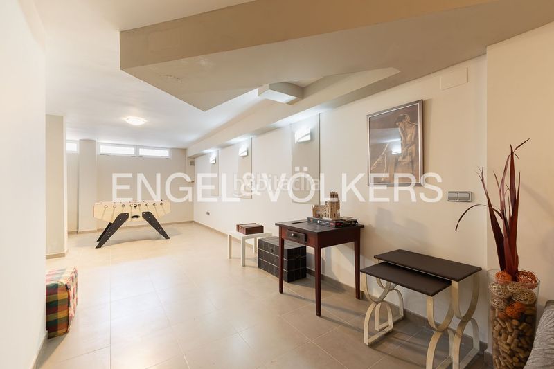 Foto f81a4295-cb01-4aab-809a-62a76fca8e4b. Casa amb calefacció aparcament piscina a Casco Urbano Náquera