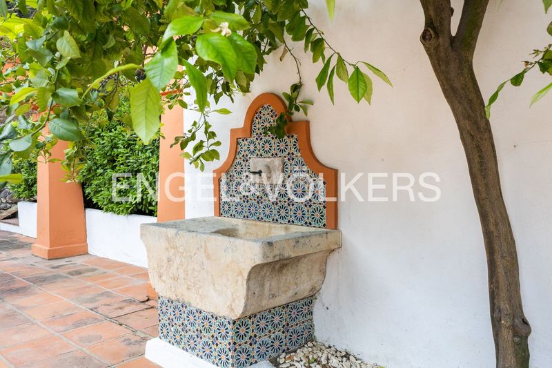 Foto 680c3b55-c377-4f6a-8435-36191e1429f7. Casa amb calefacció aparcament piscina a Centro Ontinyent