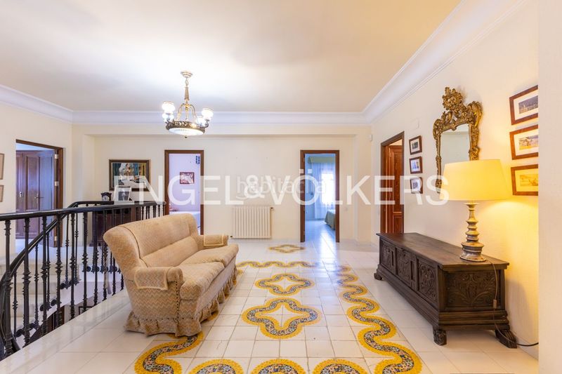 Foto a60b24b7-c5a4-4755-b0a7-609894a9ca3d. Casa amb calefacció aparcament piscina a Centro Ontinyent