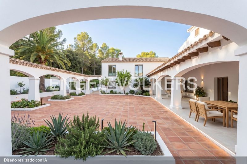 Foto c11efb27-ddcc-48b5-b8ed-6407c09920dd. Casa amb calefacció aparcament piscina a Centro Ontinyent