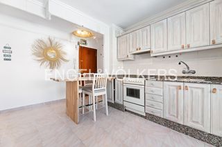 Affitto Appartamento  Carrer de lanzarote. Disponible desde septiembre  piso de 3 habitaciones para corta e