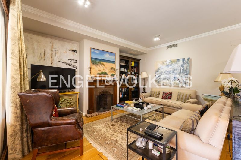 Foto a95110cf-5b00-4a8b-8c11-e2dd9c660a56. Casa amb calefacció aparcament piscina a Faura