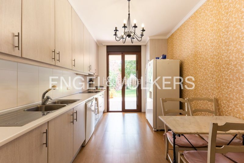 Foto ef4a3332-e803-47f9-9517-47742a59ce10. Casa amb calefacció aparcament piscina a Faura