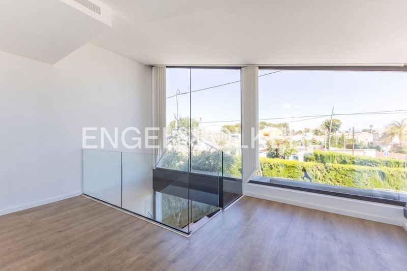Foto 5ecdeeb7-451d-45d4-895d-49ec2dfcadc4. Casa amb calefacció aparcament piscina a El Carme-Sant Agustí-Bonavista Eliana (l´)