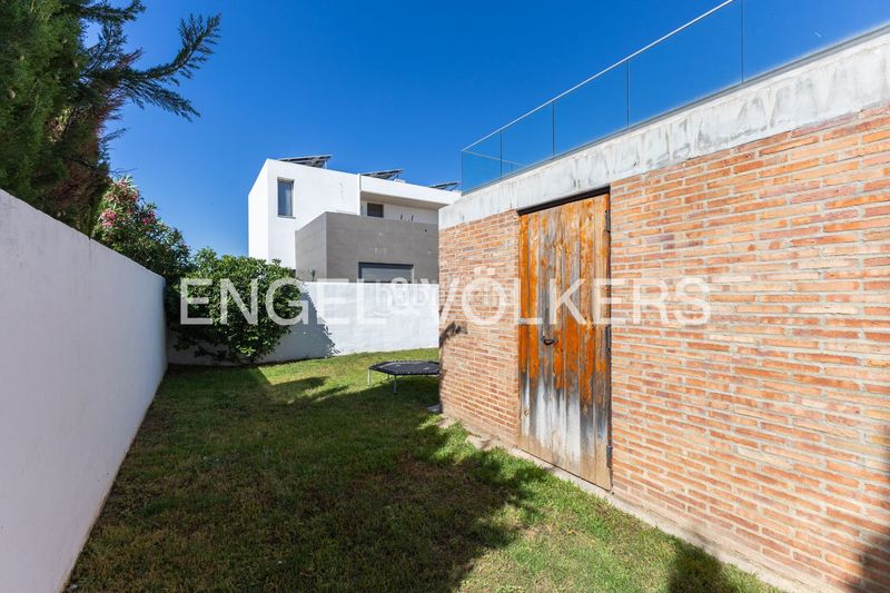 Foto cbb268f3-a56b-4eef-82d1-55d46bc17967. Casa amb calefacció aparcament piscina a El Carme-Sant Agustí-Bonavista Eliana (l´)