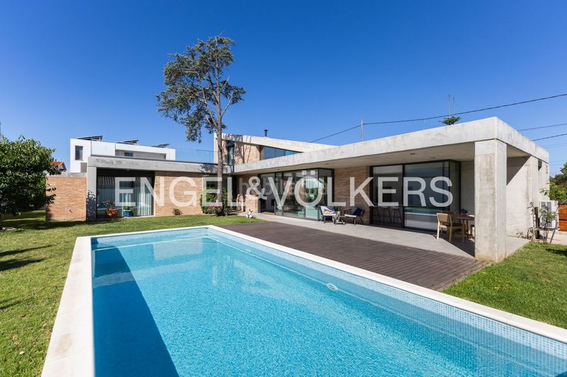 Foto dda948c7-fae2-4478-8f65-7af069b37e38. Casa amb calefacció aparcament piscina a El Carme-Sant Agustí-Bonavista Eliana (l´)