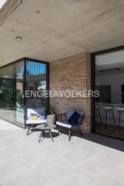 Foto f458b672-a3b0-4907-93e1-fdebb1ef59e3. Casa amb calefacció aparcament piscina a El Carme-Sant Agustí-Bonavista Eliana (l´)