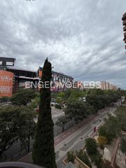 Lloguer Pis  Avinguda d'aragó. Vivienda a estrenar frente al mestalla, para estudiantes.