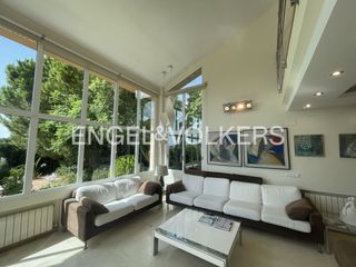 Rent House in Alfinach - Monasterios. Espectacular casa en los monasterios