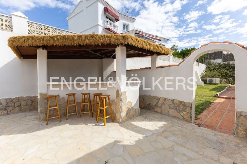 Foto 01394bda-da8c-4904-a0f0-6c8675185aef. Casa amb calefacció aparcament piscina a Puerto Xàbia
