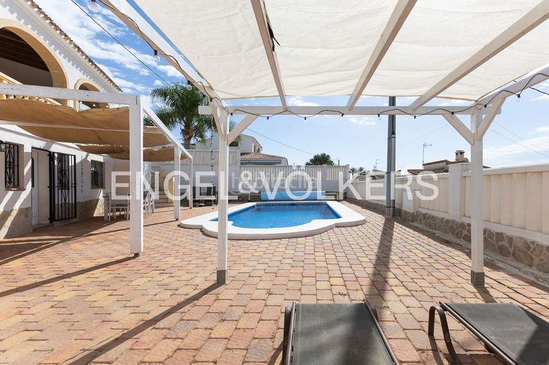 Foto 63f76613-53a6-431e-8335-315203876c21. Casa amb calefacció aparcament piscina a Puerto Xàbia