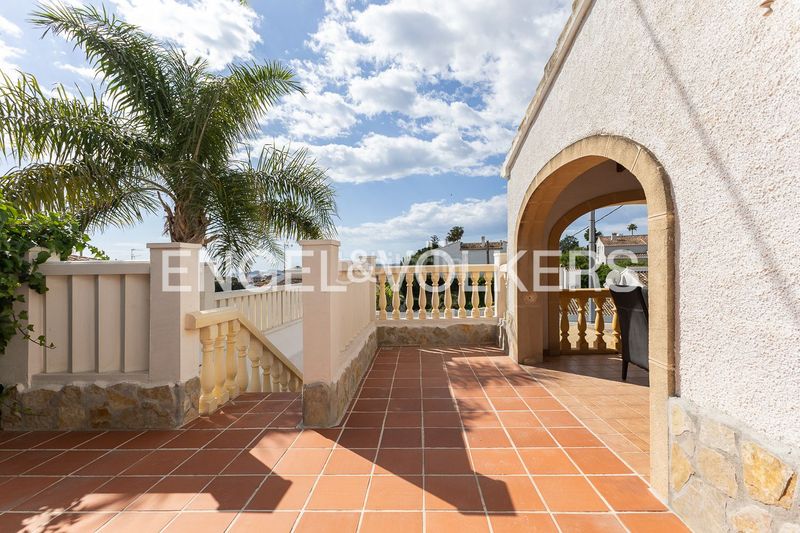 Foto a0c95df9-4f6b-42b0-b242-3e7c33e0c12c. Casa amb calefacció aparcament piscina a Puerto Xàbia