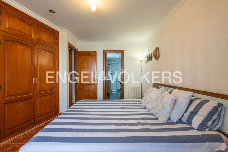 Foto de812592-6032-4189-a6d2-8673e0a109ae. Piso excelente piso para inversión en Centro Ciudad Xàbia