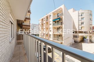 Miete Etagenwohnung in El Grau. Disponible desde julio  piso en alquiler en calle consuelo, pobl