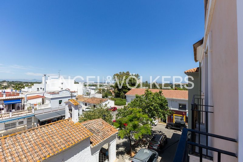 Foto a6895e8e-428c-4008-a5bb-a9174c35c1c8. Pis amb calefacció a La Pedrera-Vessanes Dénia