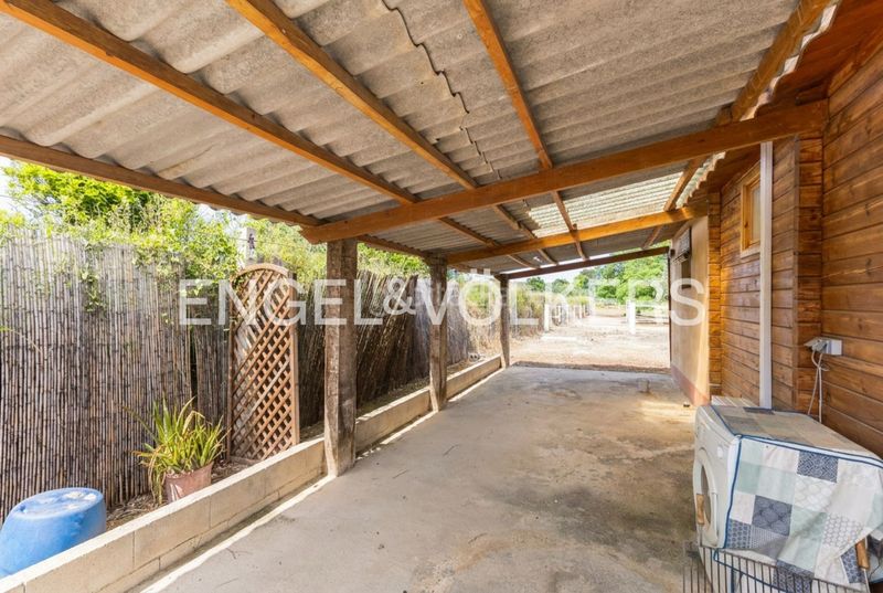 Foto 197514e0-d864-4a50-9ab2-5ab9532efea4. Casa amb calefacció aparcament piscina a Enguera