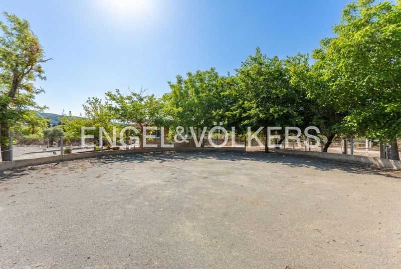 Foto abf018be-dca0-4679-a737-3b9bbb820ec4. Casa amb calefacció aparcament piscina a Enguera