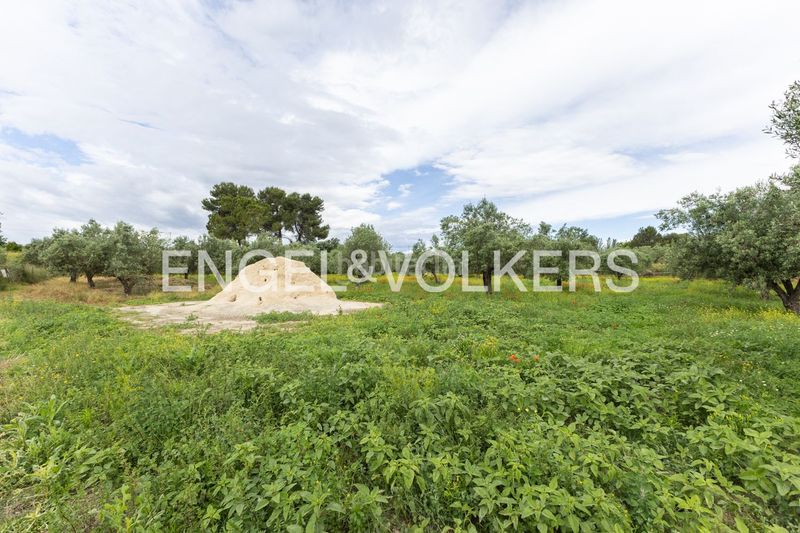 Foto d5d1cfbb-7774-47a6-bc17-0a025c232c3b. Casa amb calefacció aparcament piscina a Enguera