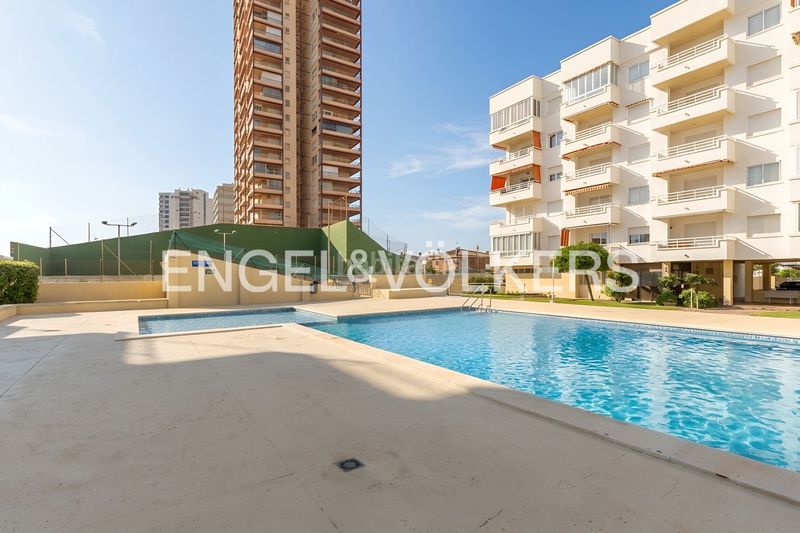 Foto 9903a005-2935-4d78-948f-0bc93e577df1. Pis amb calefacció aparcament piscina a Bega de Mar Sueca