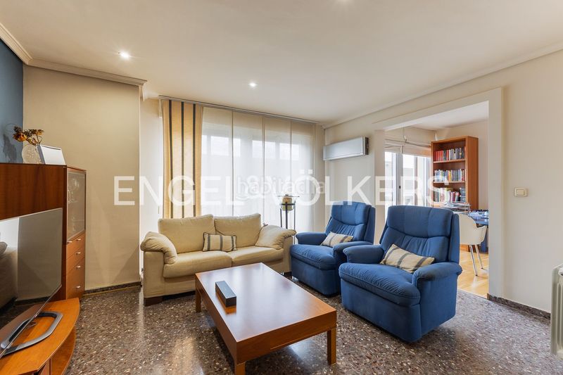 Foto a6c04bac-ec0c-4126-ad31-489c0b5124ca. Casa amb calefacció aparcament a Carlet