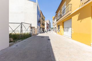 Residential Plot in La Vila. Solar urbano edificable para vivienmda unifamiliar en la vila de