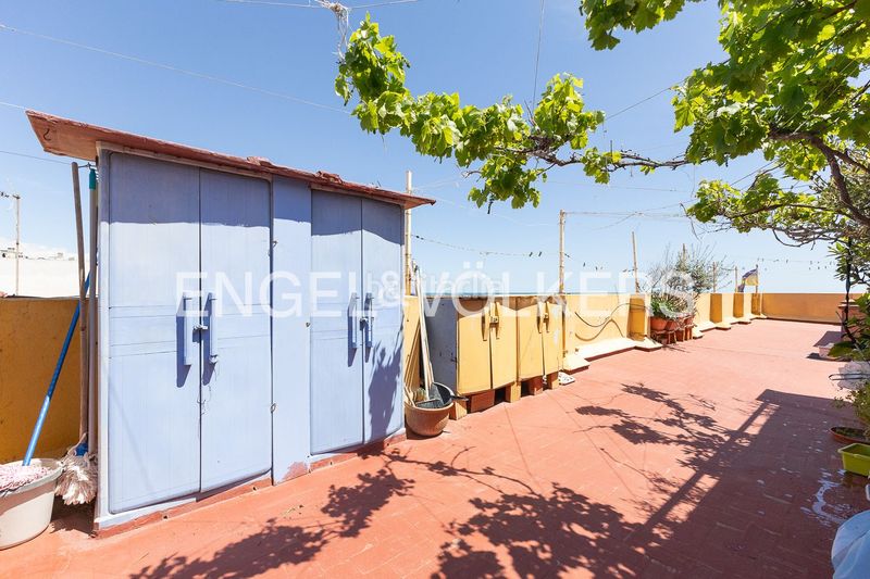 Foto 071a9b33-7614-4281-96c1-56f4505bc442. Àtic amb calefacció a Malva Rosa Valencia