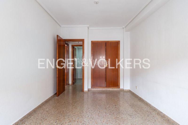 Foto 19a7a7ea-88e4-44ca-9091-2fd5b2872e8d. Pis amb calefacció aparcament a La Xerea Valencia