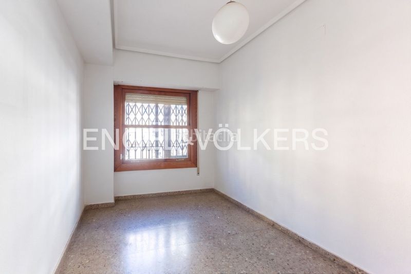 Foto 856ad3b1-e09b-42e2-845f-fb454a36645e. Pis amb calefacció aparcament a La Xerea Valencia