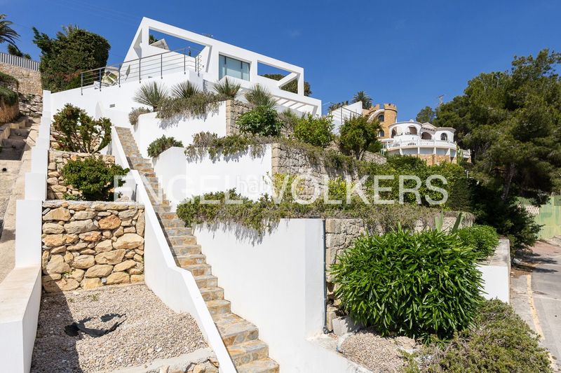 Foto ceb95475-1b70-4b47-9d8b-ae42df013c8e. Casa amb calefacció aparcament piscina a Portichol-Balcón al Mar Xàbia
