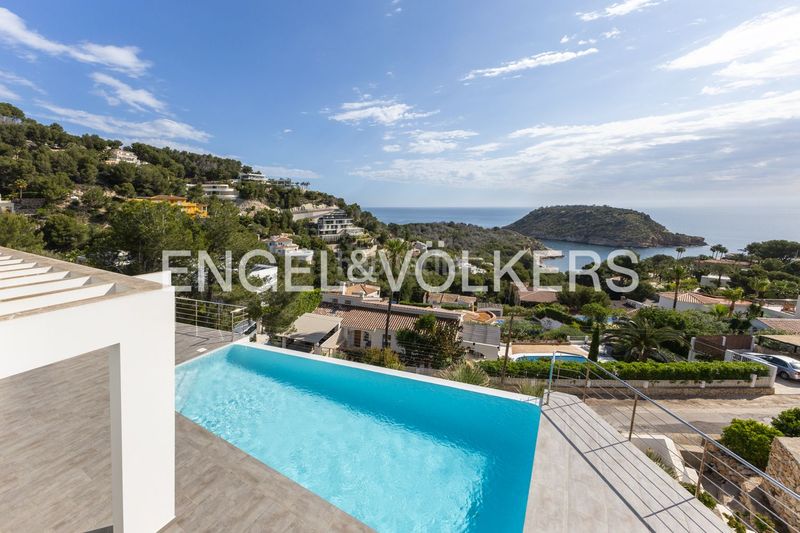 Foto e372fd96-9553-4f49-94a4-cbc323380068. Casa amb calefacció aparcament piscina a Portichol-Balcón al Mar Xàbia