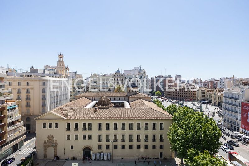 Foto a7481ecc-f3d2-4d4d-9d0d-bf3f30bf40a9. Pis amb calefacció aparcament a Sant Francesc Valencia