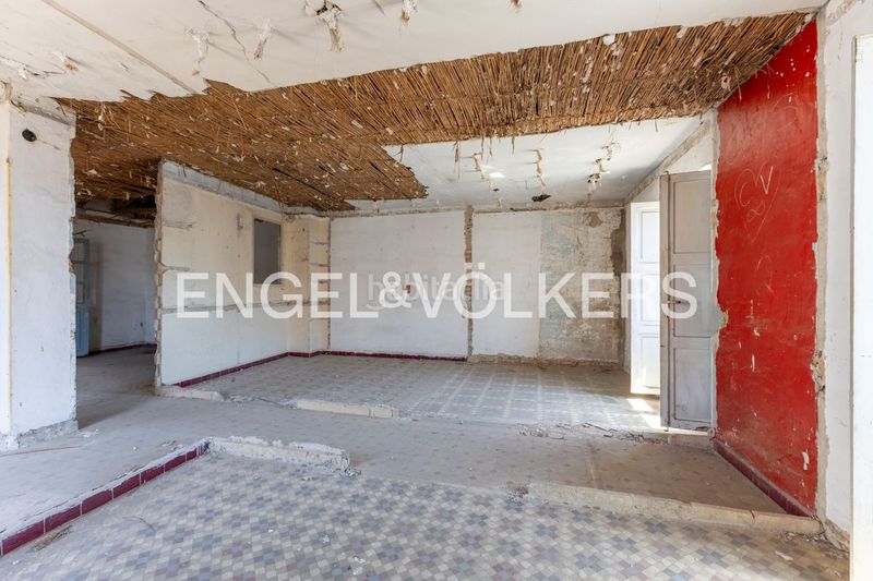 Foto c7986235-6a91-453b-95ee-0ef9d5911190. Casa amb calefacció aparcament a Meliana