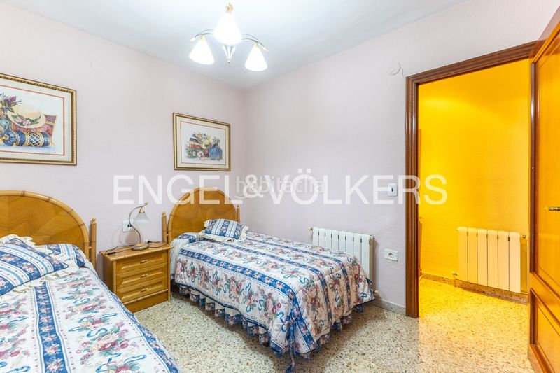 Foto f6b54cb4-7c3a-432b-bb12-b328f6c370b2. Pis amb calefacció a Mont Olivet Valencia