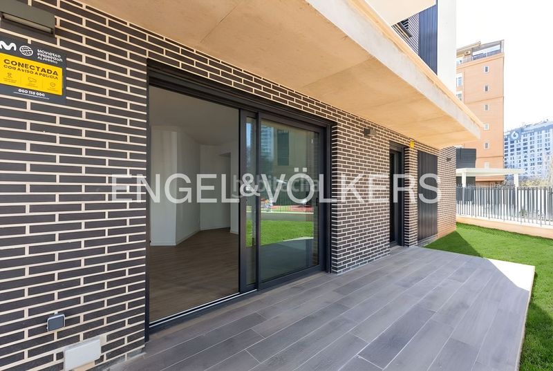 Foto 63f35e27-8e86-49f4-a7f8-fe4708ee441b. Apartament amb calefacció aparcament piscina a Barrio Benicalap Valencia